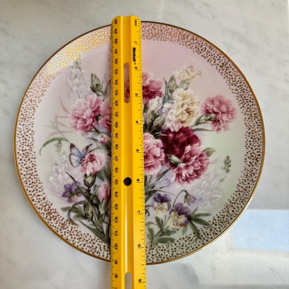 Carnation Serenade by Lena Liu Symphony of Shimmering Beauty 1992 Plate # 6733A - Picture 10 of 10